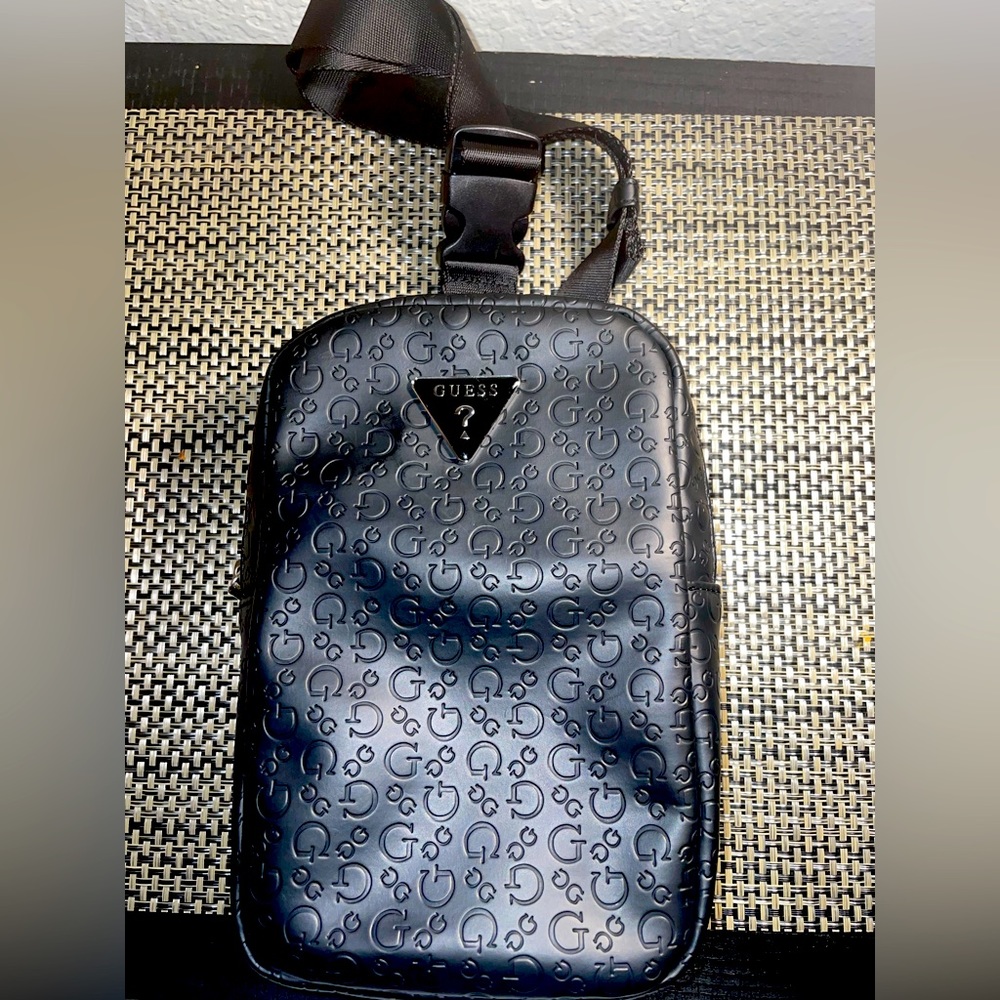 Guess crossbody bag